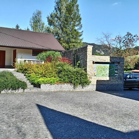 Penzion Manin Považská Bystrica Εξωτερικό φωτογραφία