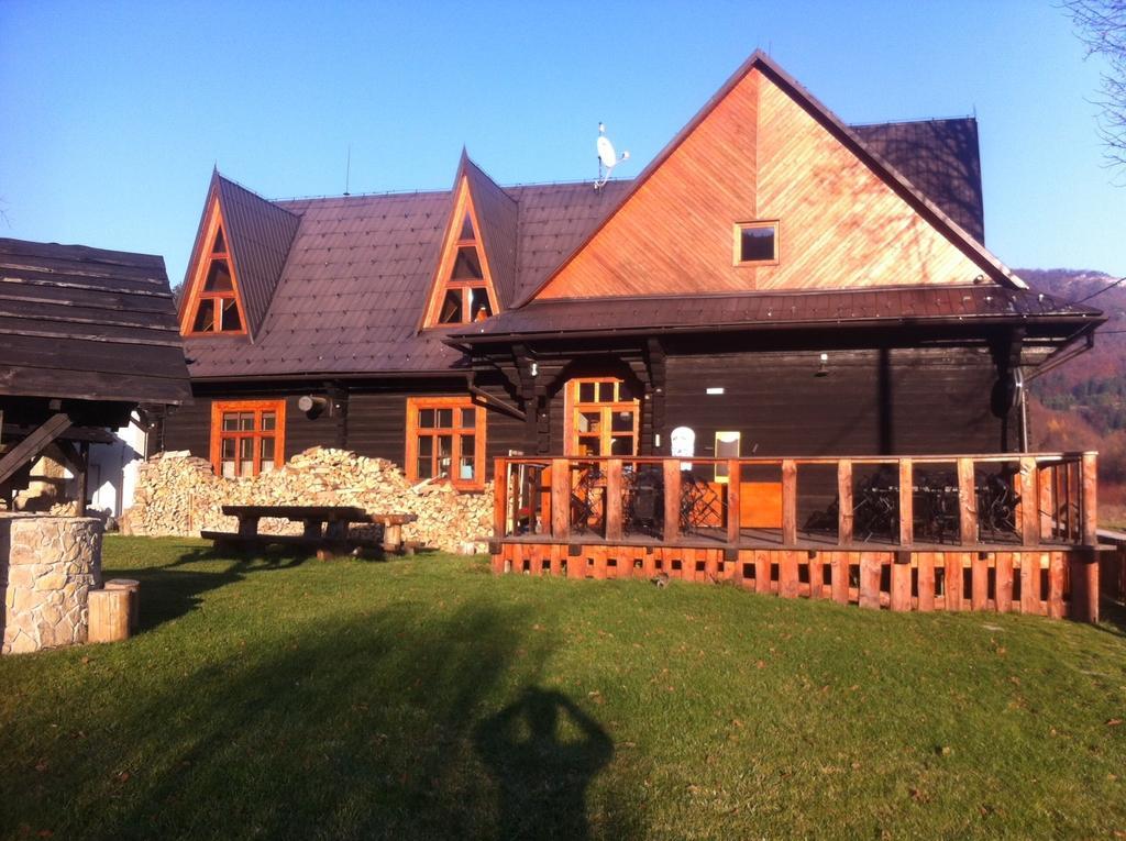 Penzion Manin Považská Bystrica Εξωτερικό φωτογραφία